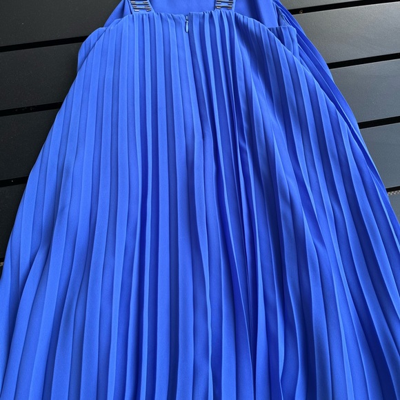 Laundry by Shelli Segal dress - Picture 6 of 11